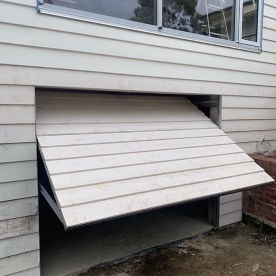 GARAGE DOOR REPAIR LAGO VISTA service - Infinity Garage Door